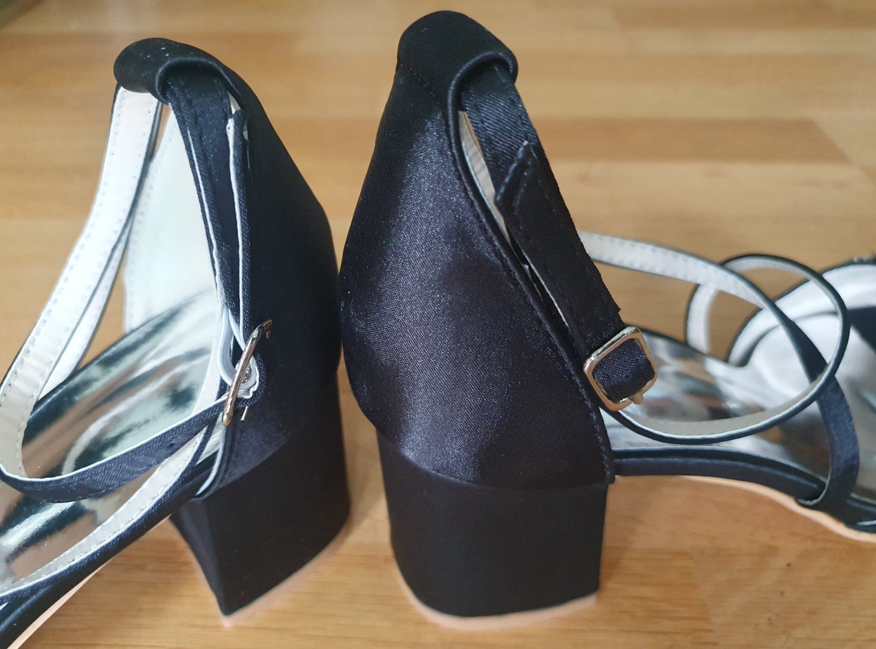 Scarpe da donna: Sandales - Taille 36 -  Neuves – Usato da Court venduto da Jovi2 6