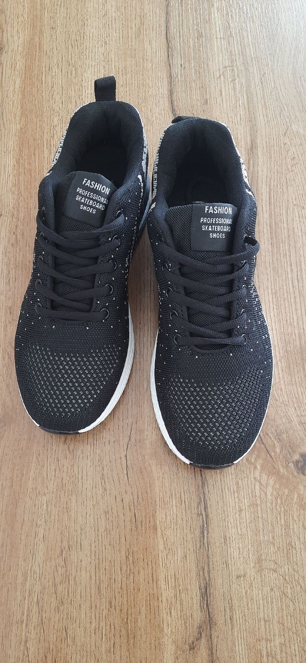 Chaussures hommes: schnickers Schuhe 40 – Neuf (Voir description) à Gossau SG par Uemmet 1