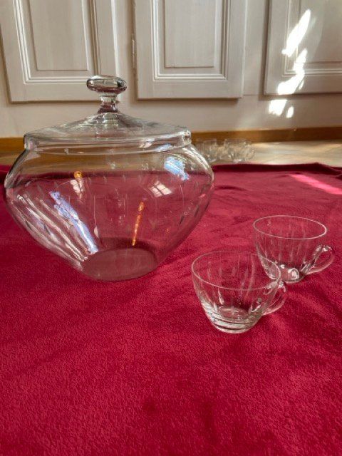 Set di piatti: Vintage Glas Bowle Set | Schüssel + 11 Gläser – Usato da Bern venduto da Backyards
