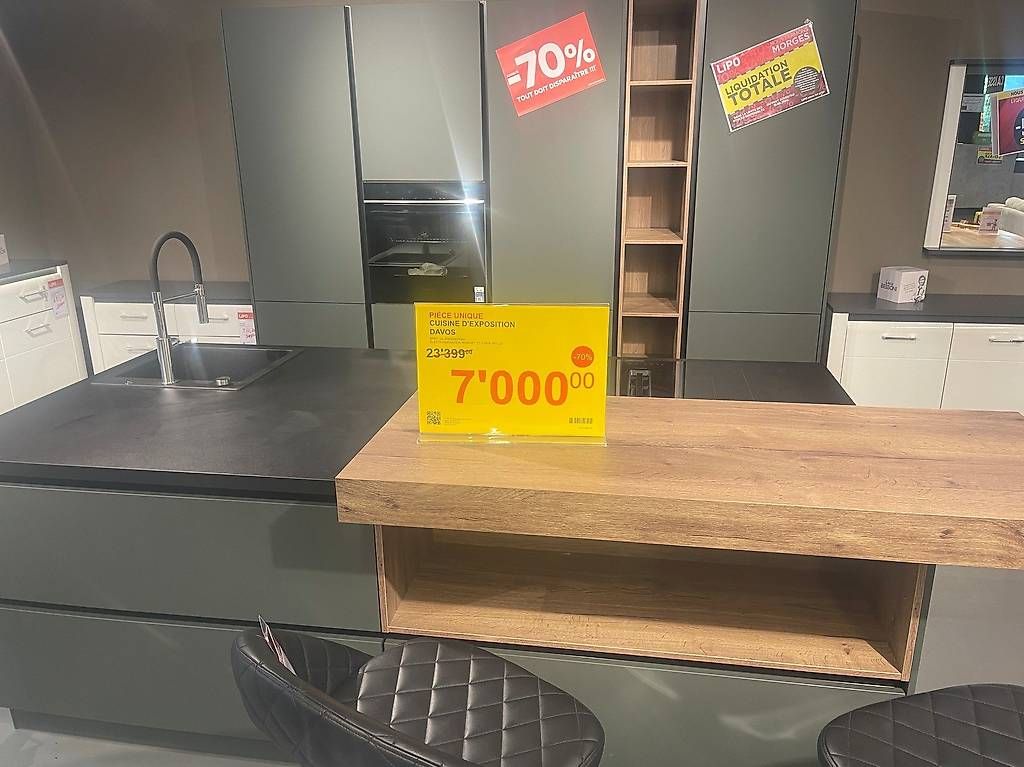 Cucine complete: Cuisine intégrée avec appareils électroménagers 280x243 – Usato da Morges venduto da mor_9x9y 3
