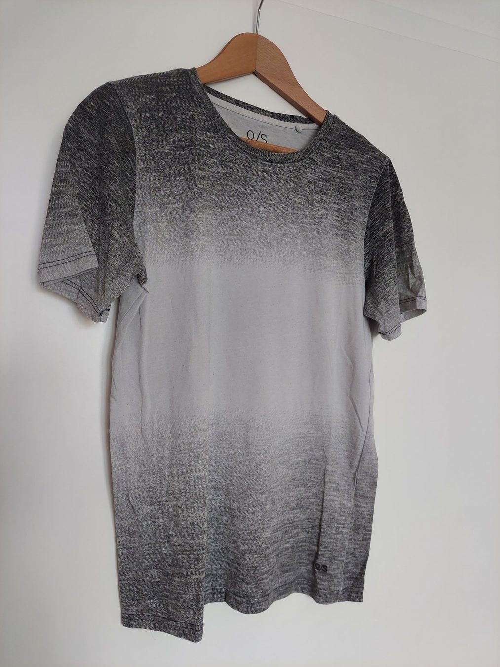 Camicie, T-shirt & Polo: T-Shirt – Usato da Hefenhofen venduto da GSC99