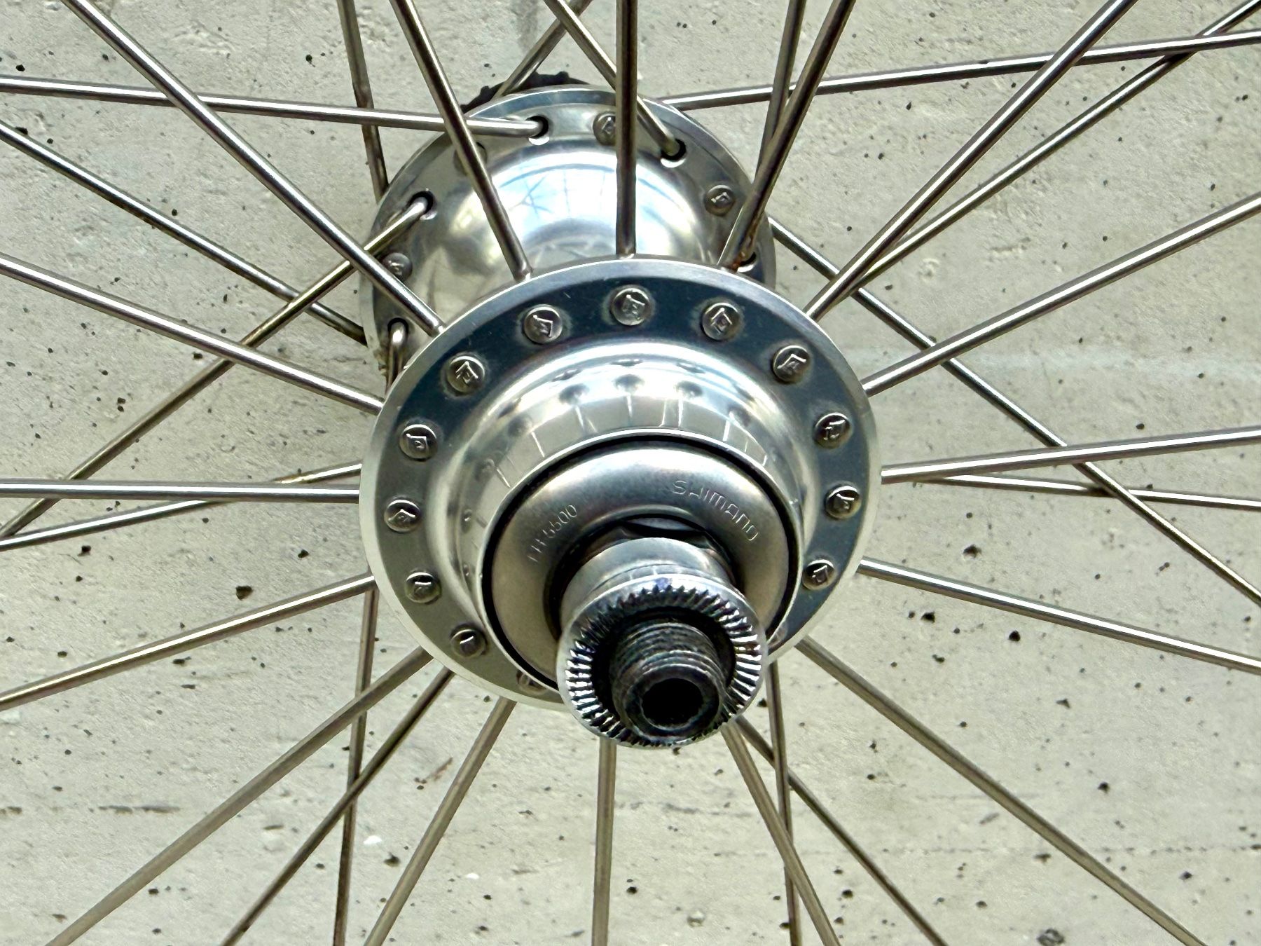 Shimano Ersatzteile: Shimano 105 5500 Mavic CXP 30 Laufradsatz 28" LRS TOPZ. 2605 – Gebraucht aus Luzern von bikeandbeltcom 4