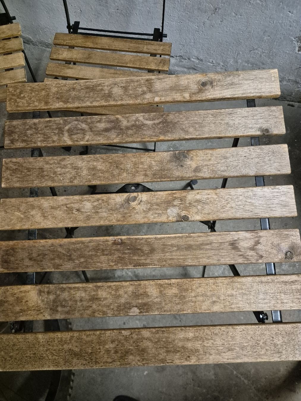 Ikea Tischgruppe: Tisch mit zwei Stühlen – Gebraucht aus Bern von jas_k56d 2