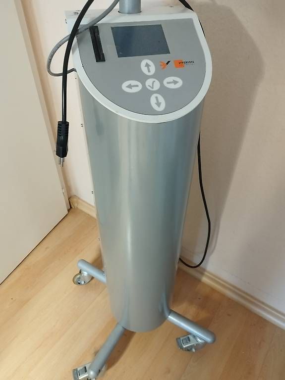 Attrezzature mediche: LUMINOTHÉRAPIE LED  – Usato da Bernex venduto da JayetV.