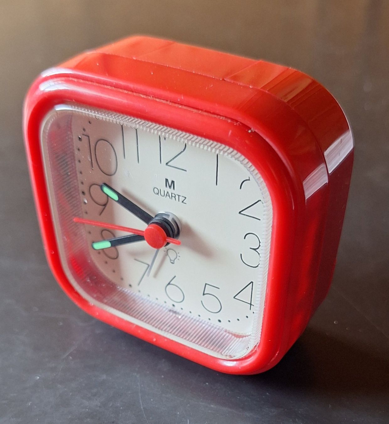 Sveglie: Wecker Quarz Analog rot – Usato da Opfikon venduto da Carslo5 2