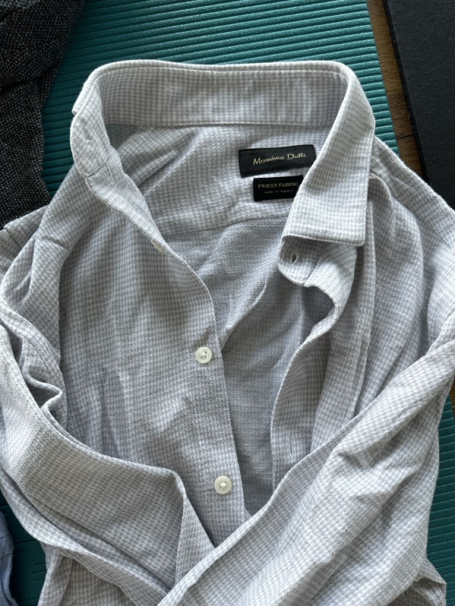 Massimo Dutti Camicie: 3 Massimo Dutti Hemden - Grösse S / 46 – Usato da Wollerau venduto da R.o.m.a.n. 1