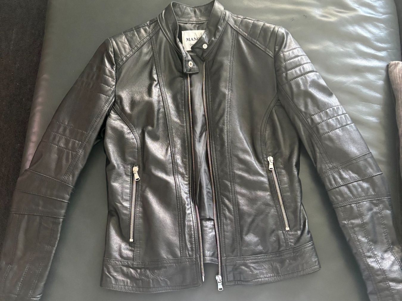Jacken: Lederjacke Grösse M – Gebraucht aus Dulliken von tan_kvc8