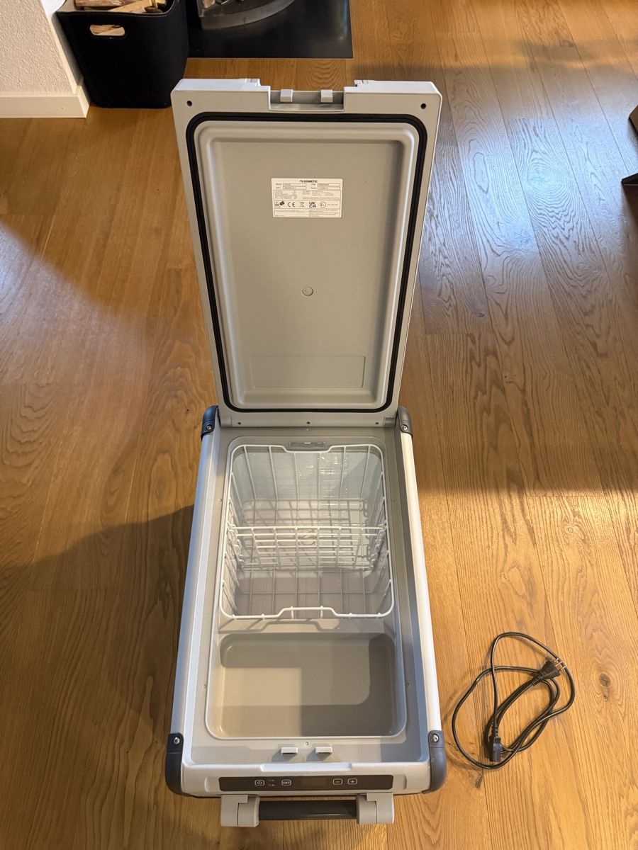Dometic Frigoriferi & Refrigeratori: Dometic Kompressorkühlbox DFX 35 – Usato da Kerzers venduto da pavo0001 2