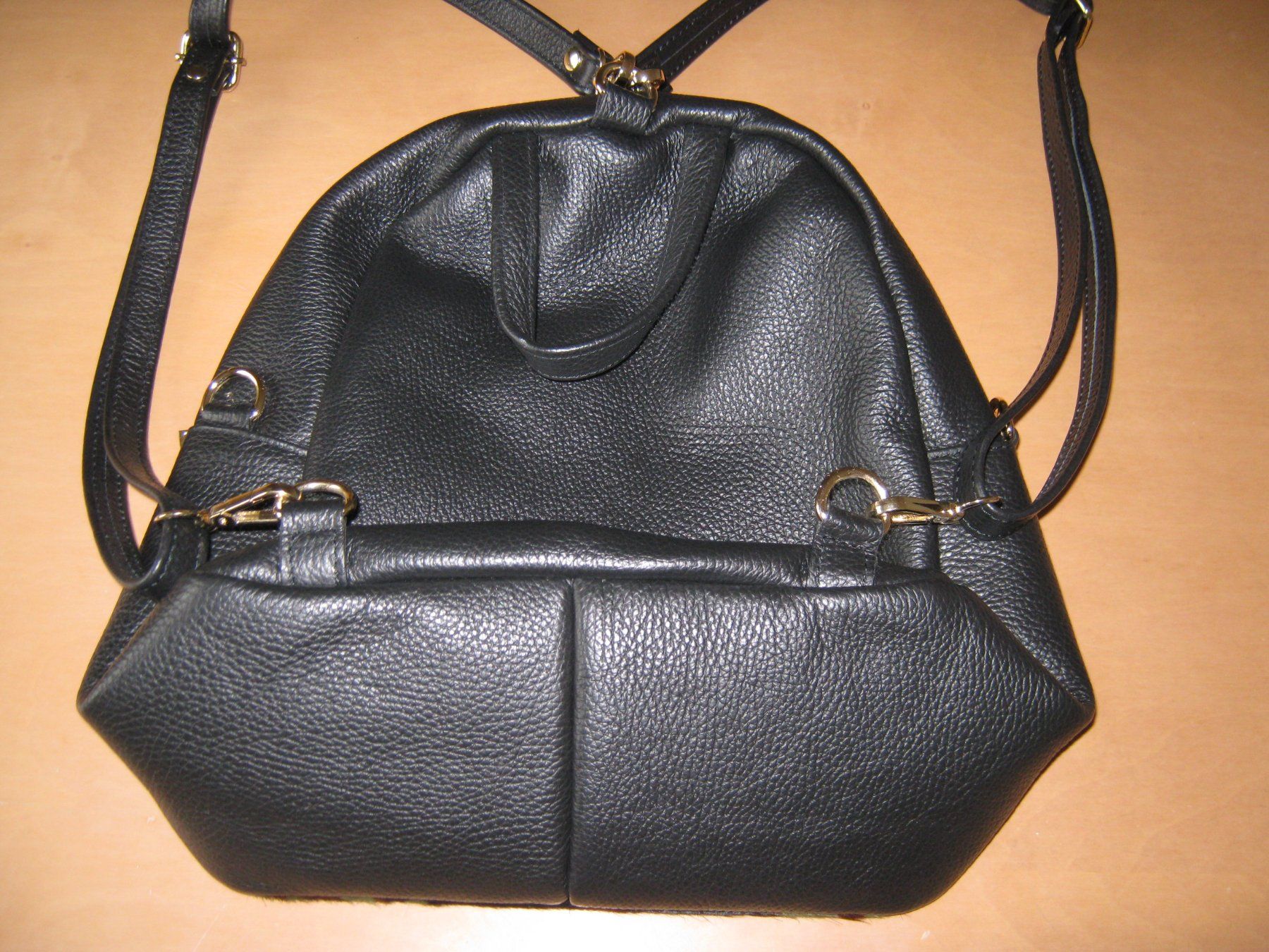 Zaini: Kleiner Damen-Rucksack – Usato da Erlinsbach SO venduto da helvetic45 1