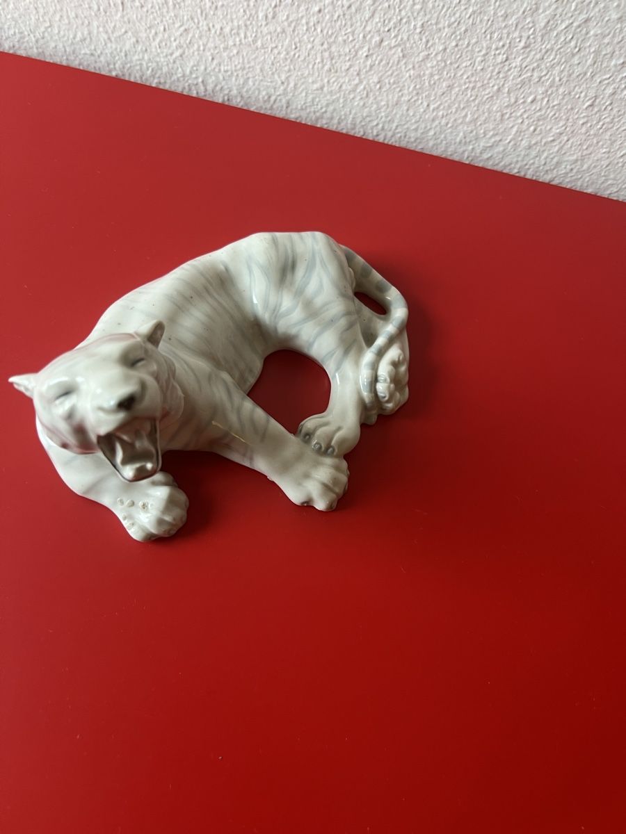 Statuette: Porzellan Figur – Usato da Zürich venduto da jao_2bx7 2
