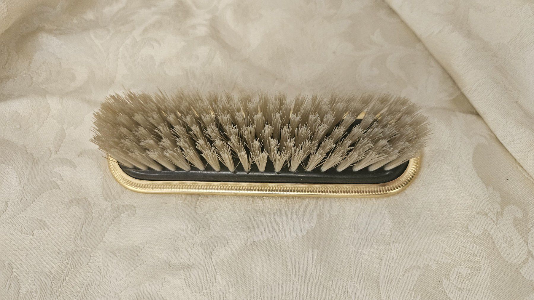 Sonstige Haarpflege: Spazzola di un vecchio set da toeletta – Gebraucht aus Melano von H-Sara 2