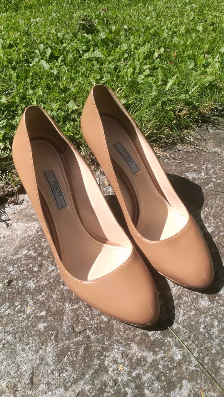 Prada Scarpe da donna: Escarpins beige Prada – Usato da Martigny venduto da Lea_lucci