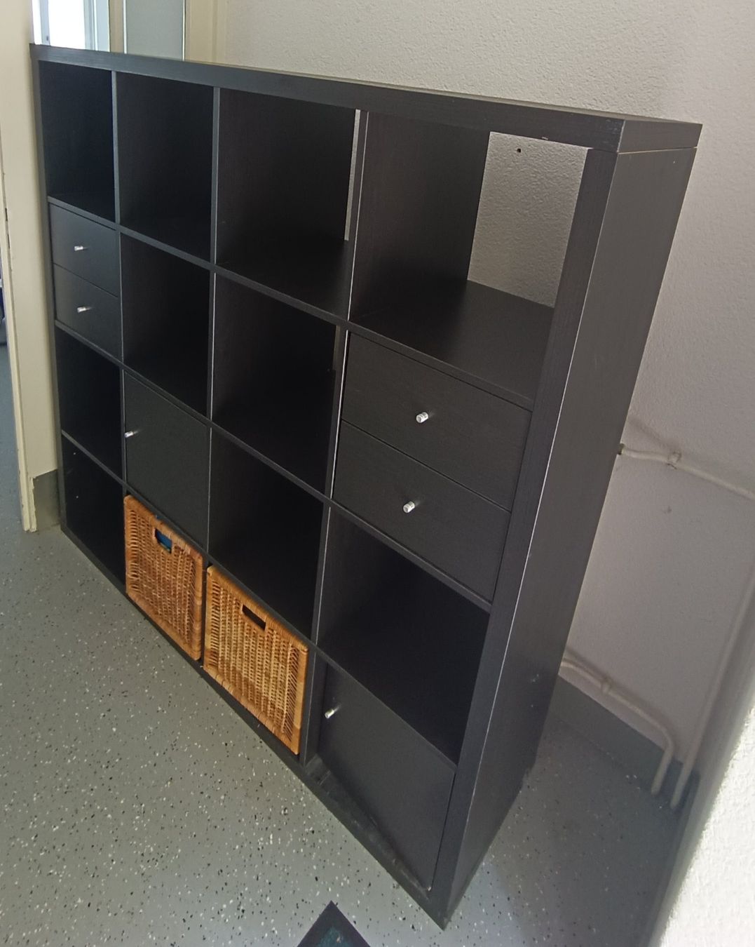 Ikea Scaffali: Kallax Regal 4x4 schwarzbraun – Usato da Bern venduto da cla_2fr5 1