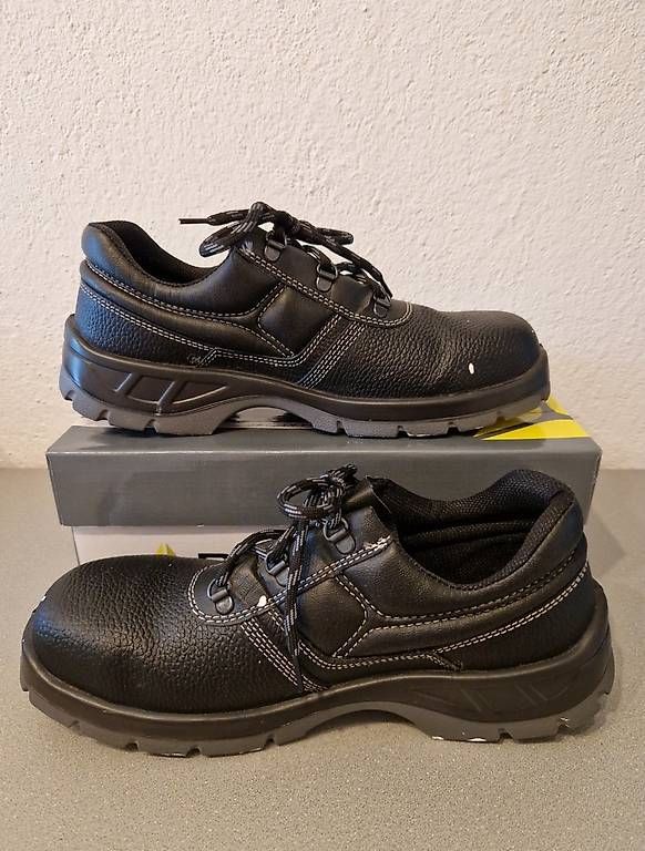 Scarpe da uomo: DELTA PLUS JET2 S3 SRC Sicherheitsschuh Gr. 44 - Top Zustand – Usato da Staffelbach venduto da MrMH 3