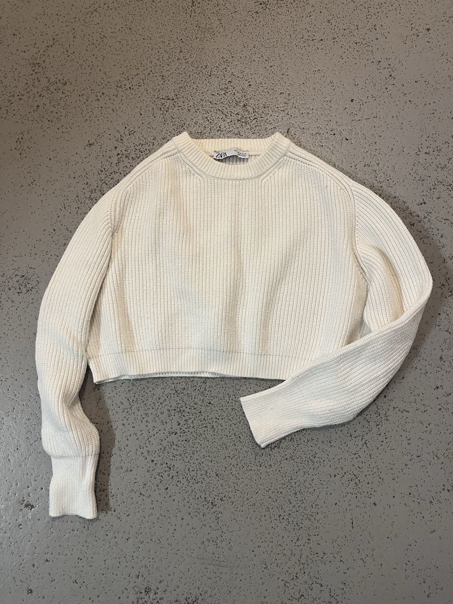Zara Pulls & Sweat-shirts: Pullover weiss Zara – D'occasion à Möhlin par eny_lsk7
