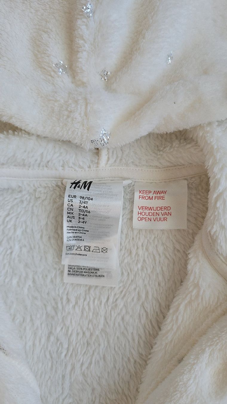 H&M Accappatoi: Kinderbademantel Grösse 98/104 – Usato da Buchberg venduto da MaddieF 2