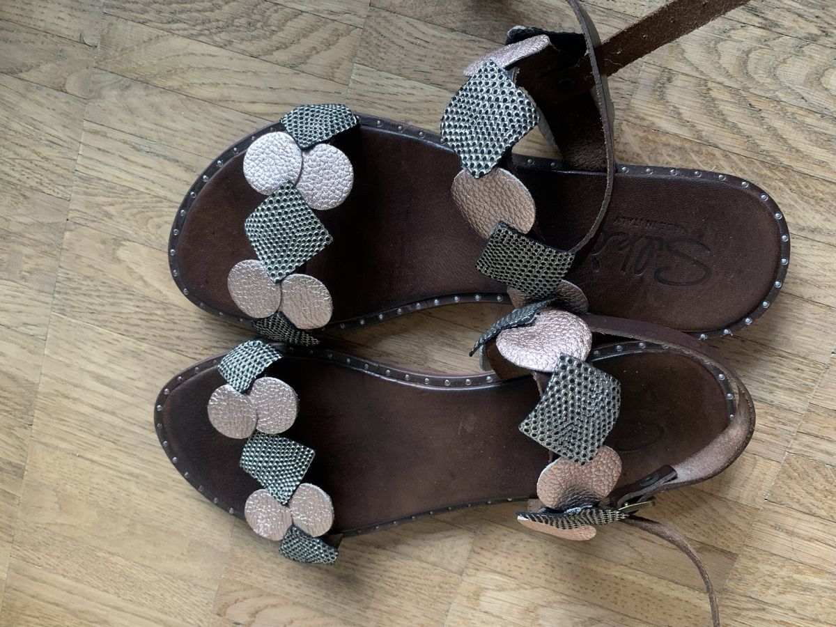 Scarpe da donna: Silko leder sandalen – Usato da Zürich venduto da Nikuska32