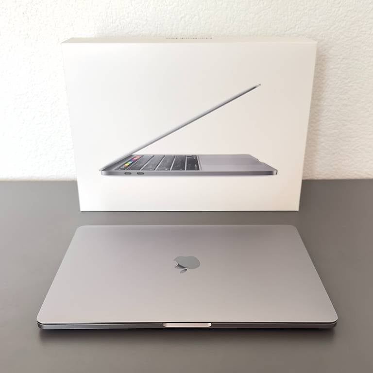 Portables: Apple MacBook Pro 13" Space Grau – D'occasion à Utzenstorf par Nico.22