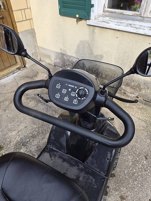 Veicoli elettrici: Elektromobil HS-898 – Usato da Amden venduto da steees 1