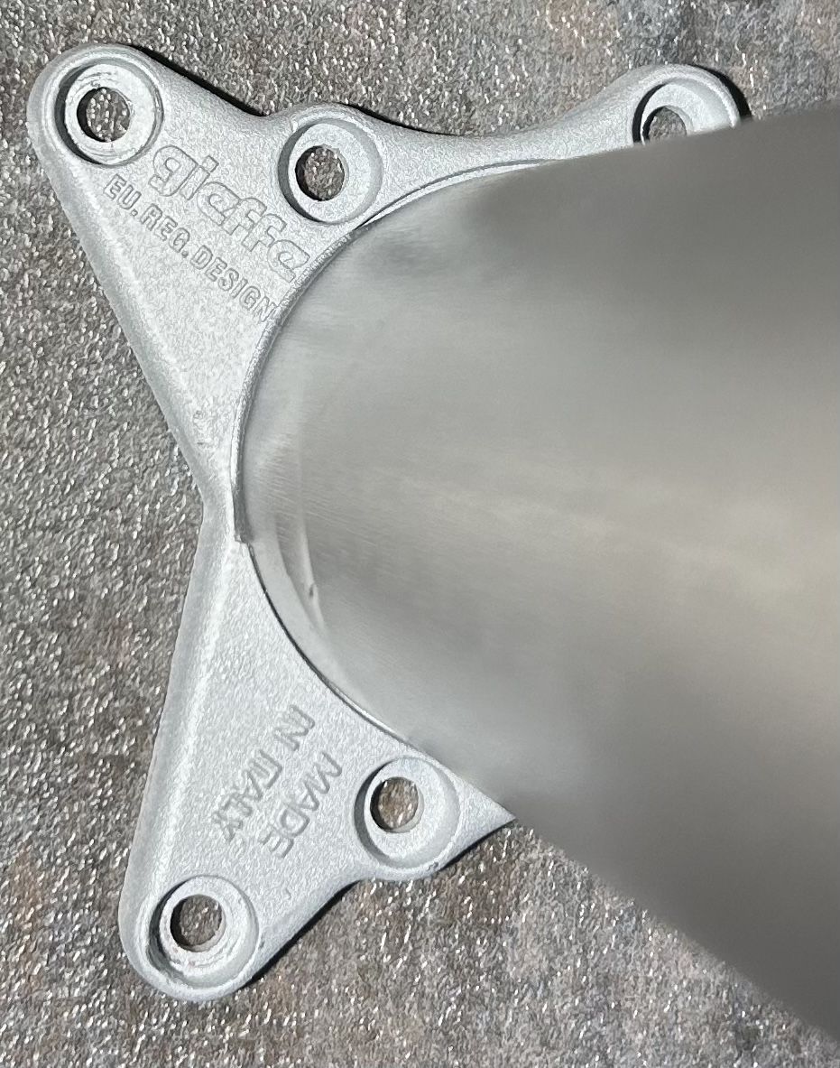 Sonstiges Mobiliar: Tischfuss  Chrom glänzend – Gebraucht aus Münchenbuchsee von hkm 1