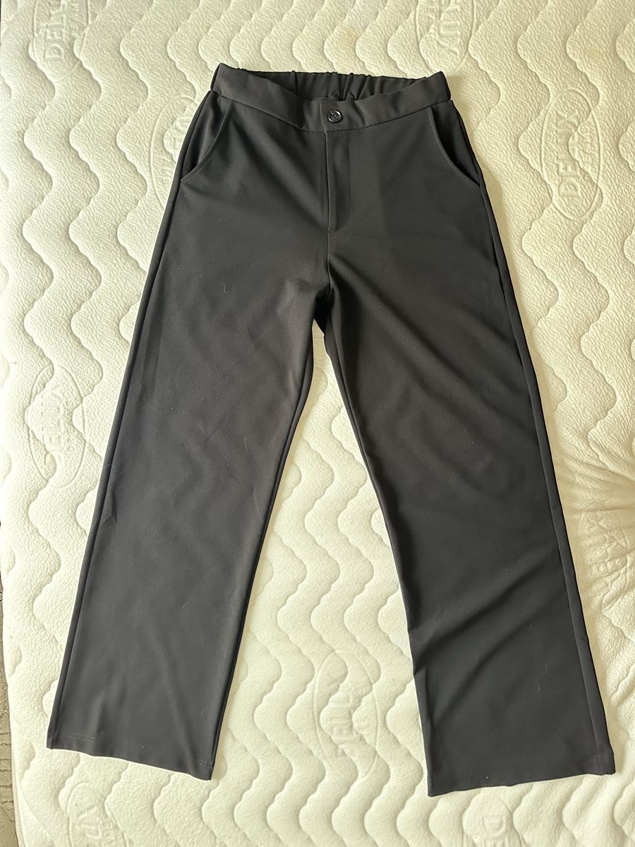 Pantaloni: Schwarze Stoffhose Chicorée, Grösse M – Usato da Zürich venduto da san_828b