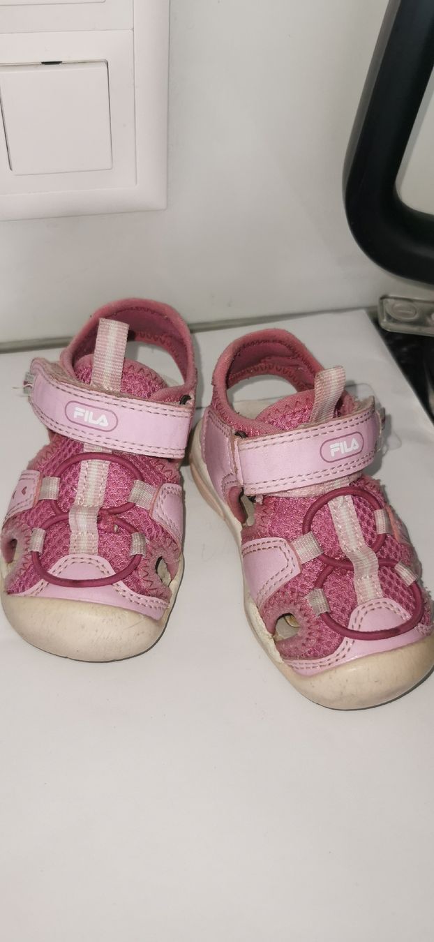 Scarpe per ragazze: Sandalen Gr 20 – Usato da Winterthur venduto da Katyakaterina 2