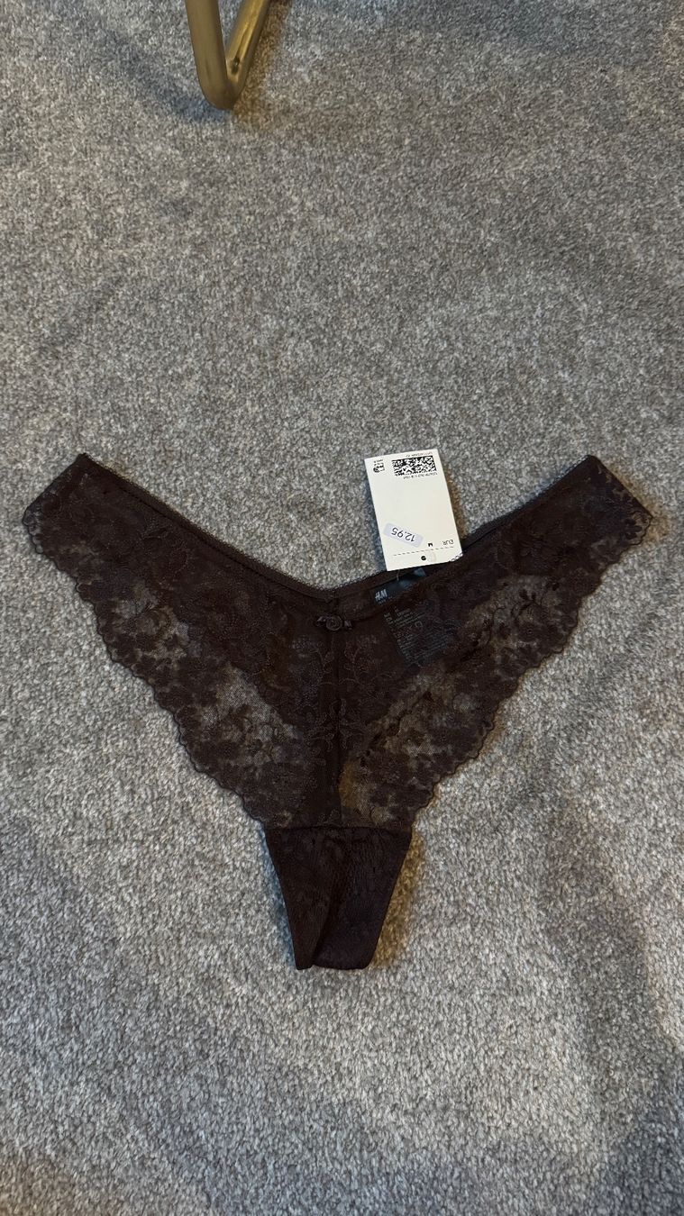 H&M Sonstige Unterwäsche: NEU Tanga braun Spitzen-String, Grösse M – Neu und originalverpackt aus Kriessern von loolah 1