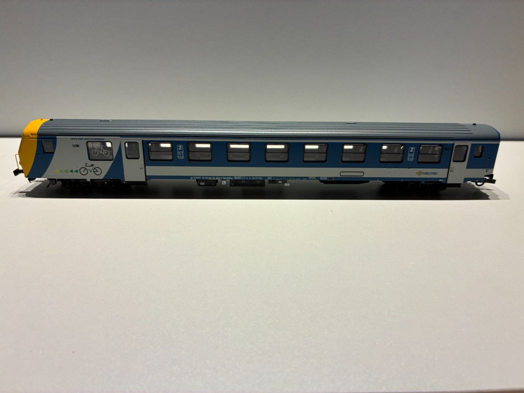 Roco Modelleisenbahnen: Roco 64658-64659-64664 - Composition MÀV-Start – Neu und originalverpackt aus Le Pâquier-Montbarry von Patroni0 4