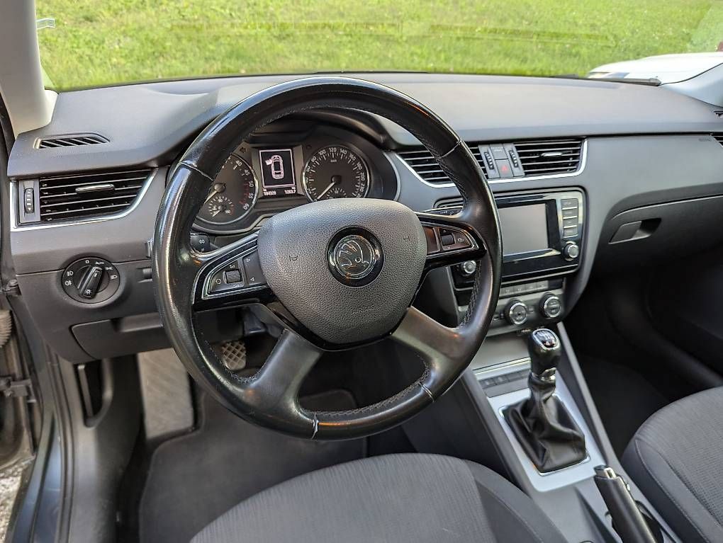 Automobili: Skoda Octavia 1.6 TDI 4x4 – Usato da Lavey-Village venduto da brunokoko 4