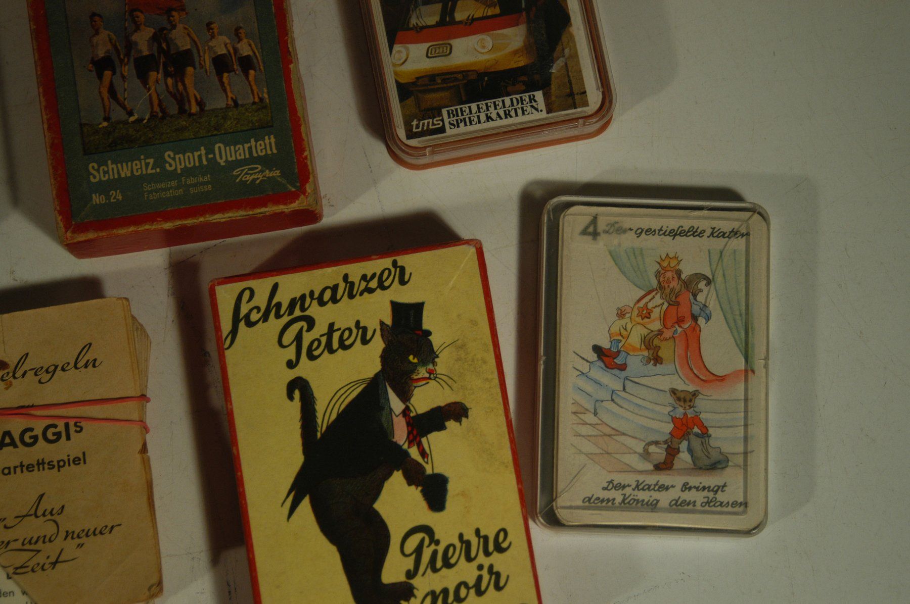 Spiele: Aeltere Quartett Spiele – Gebraucht aus Herisau von Wisen 6