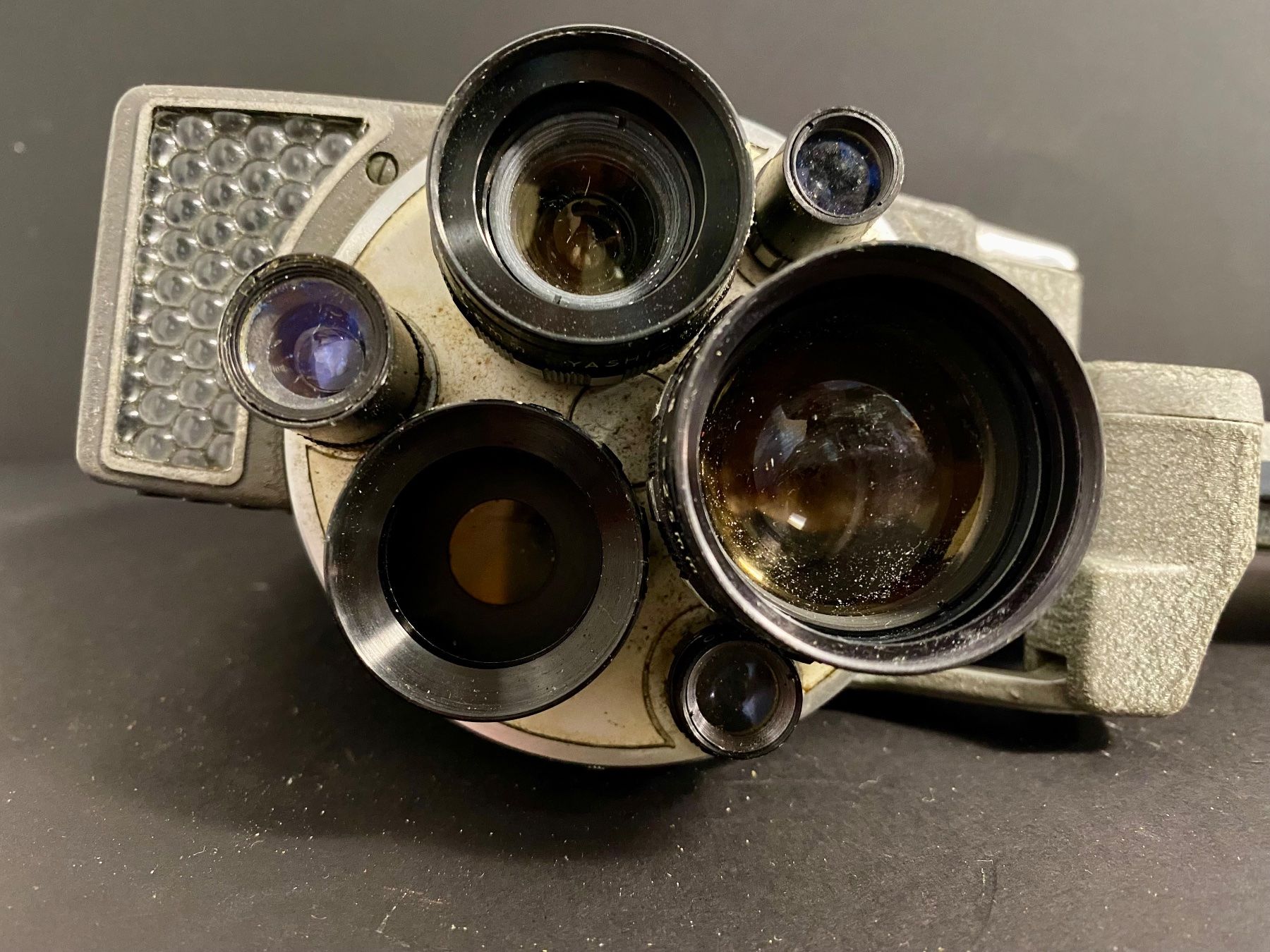 Yashica Videocamere: Yashica 8-E III Caméra – Usato da Sion venduto da ROBY_ROBY_ROBY 4