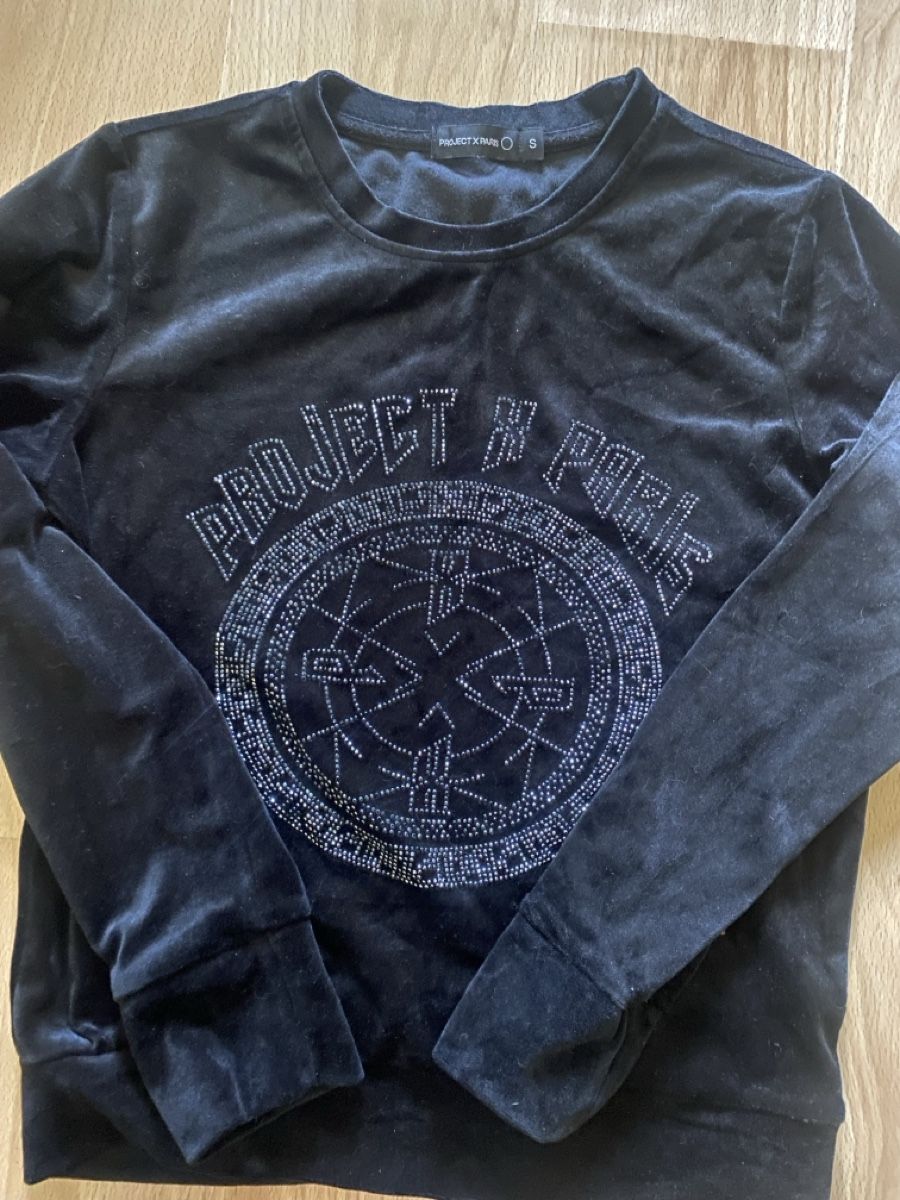 Pulls & Sweat-shirts: Pull velours noir PROJECT X PARIS taille S – Neuf (Voir description) à Préverenges par cha_jrn9