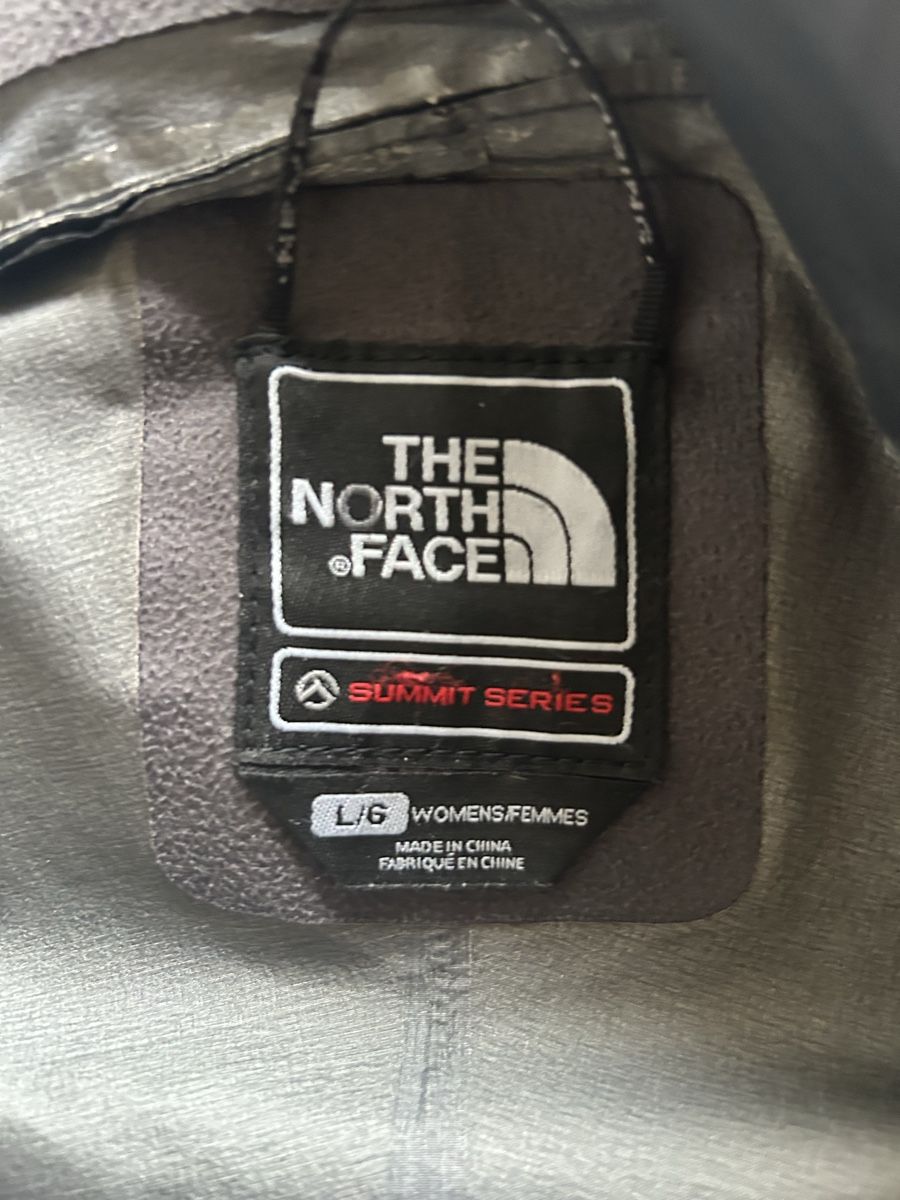 North Face Giacche: GoreTex North Face Regenjacke  – Usato da Zürich venduto da eil_jc5j 1