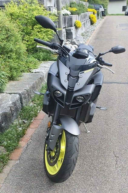 Yamaha Strada: Yamaha MT10 Farbe Grau Abholung in Hedingen – Usato da Hedingen venduto da Juniswiss 2