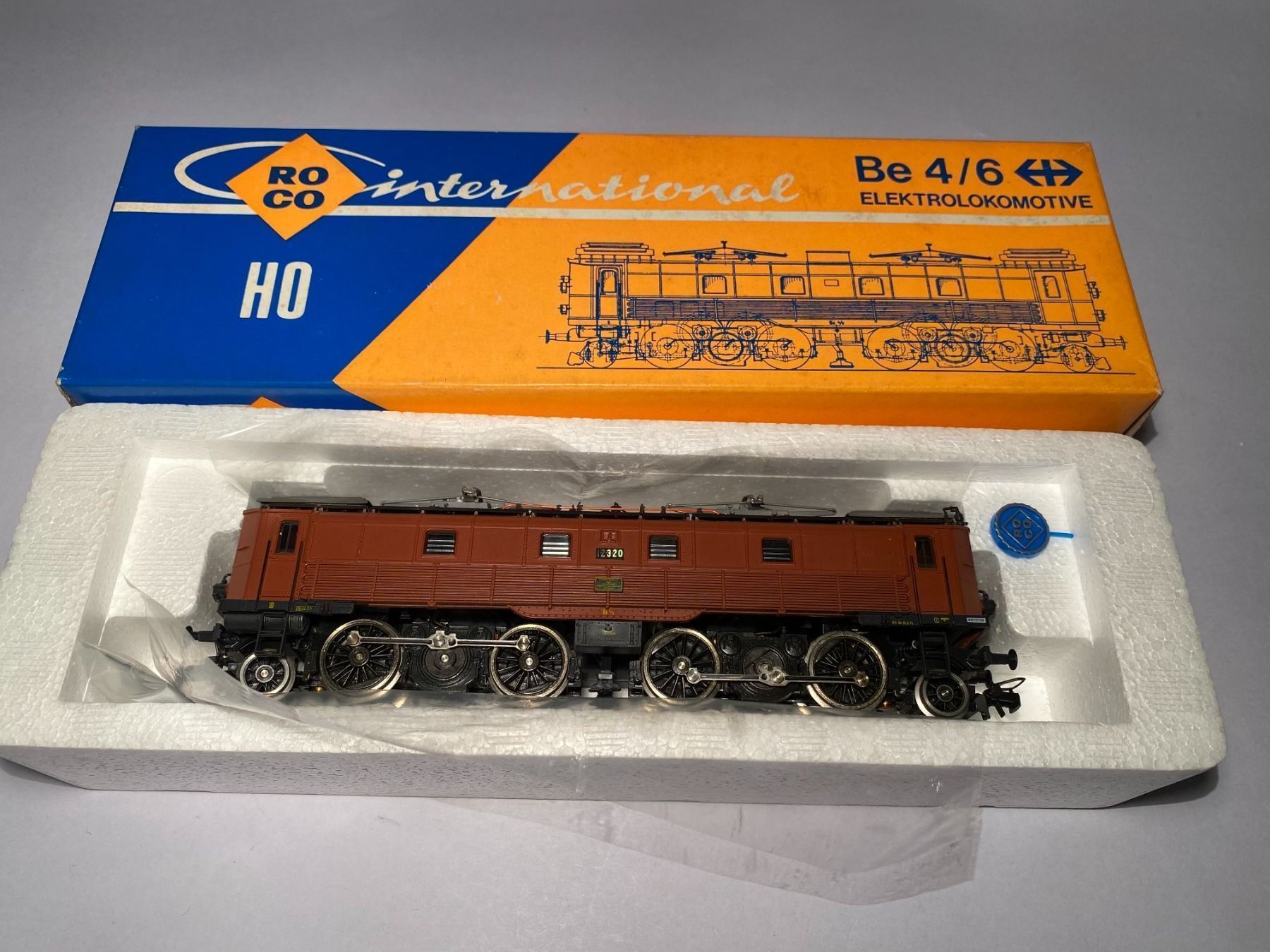 Roco Modelleisenbahnen: ROCO E-Lok BE 4/6 SBB braun 04191B DC Analog – Gebraucht aus Buchrain von Modellbahn11 8