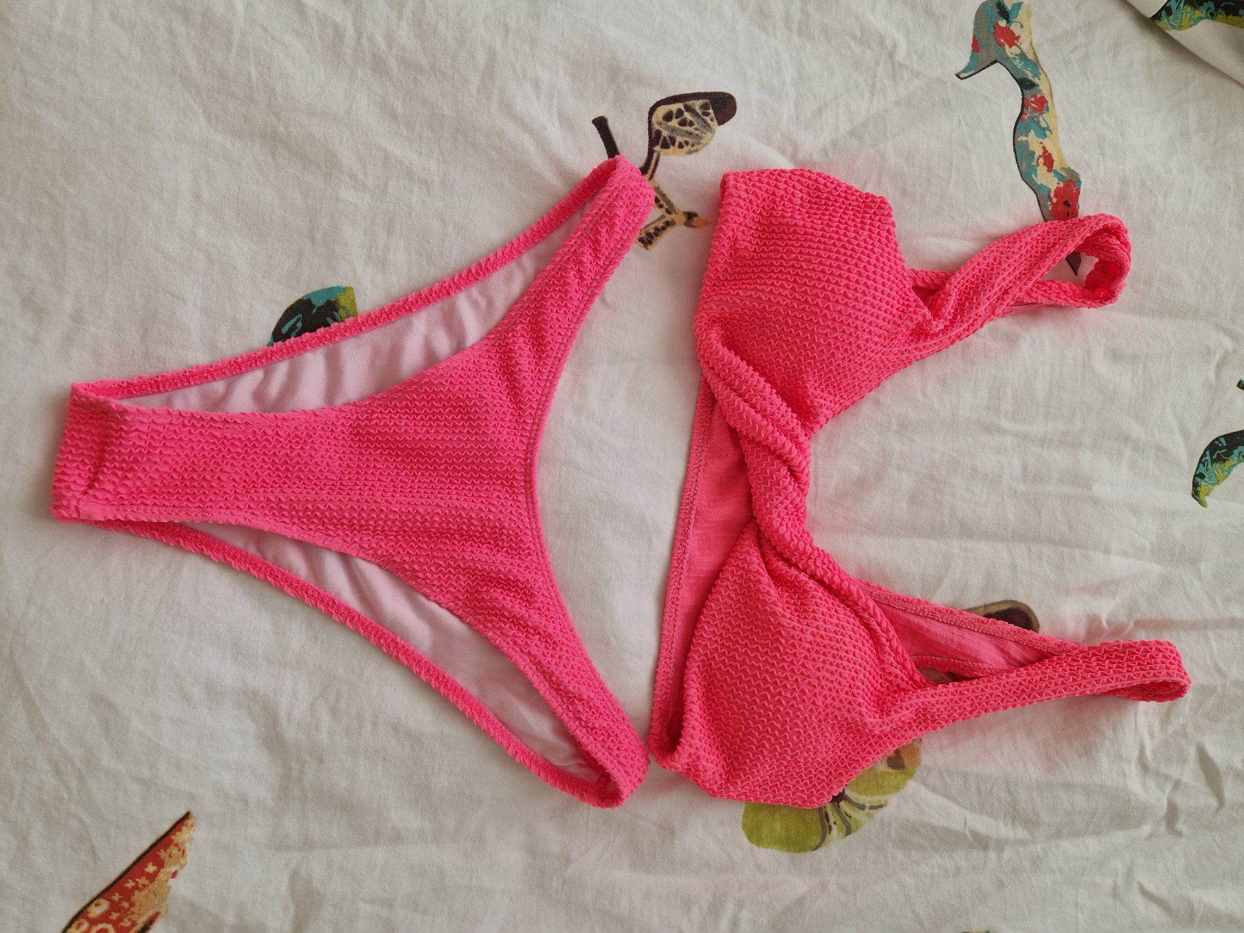 Badekleider & Bikinis: Bikini rosa Gr. M Frottee – Gebraucht aus Erlinsbach SO von ULIKH 5