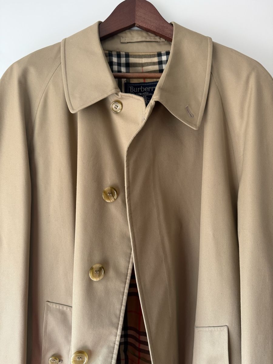 Burberry Cappotti: Trench-coat Burberry beige classique – Usato da Monthey venduto da Joseph-29 1