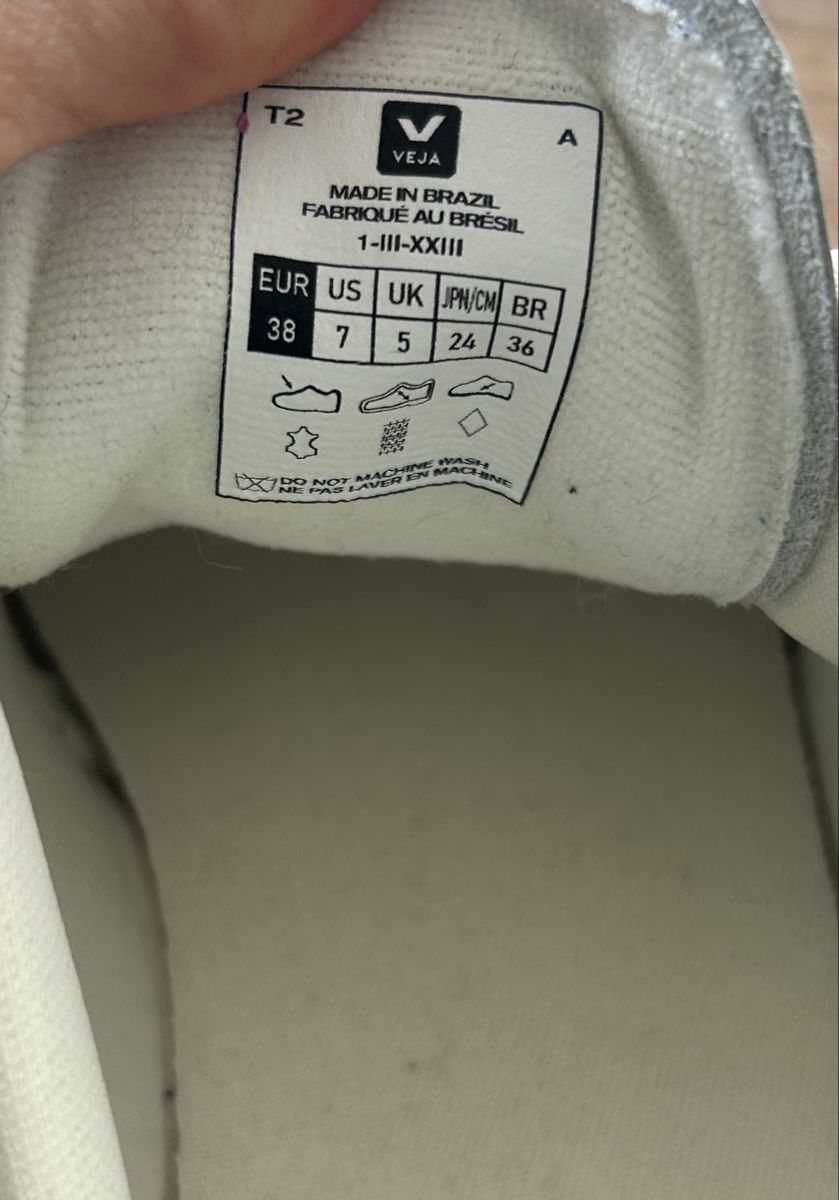 Veja Damenschuhe: Veja Sneaker – Neu (gemäss Beschreibung) aus Zürich von leo_m7wh 4