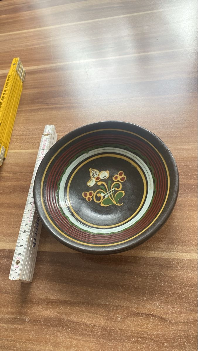 Piatti: Kleine Schale mit Blumenmotiv – Usato da Göschenen venduto da Anoli34