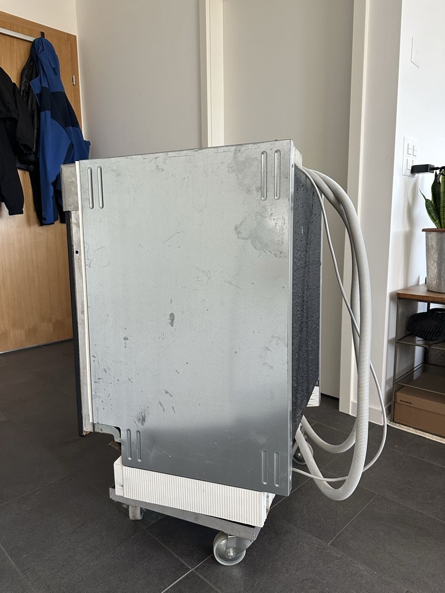 Lavastoviglie: Lave-vaisselle Siemens  – Usato da Meyrin venduto da Steven.f 3