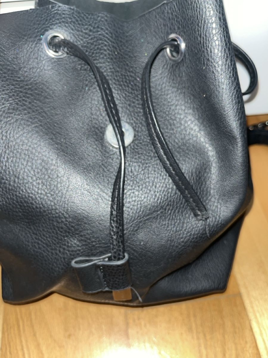 Zaini: Schwarzer eleganter Rucksack – Usato da Schaffhausen venduto da Gavran02 1