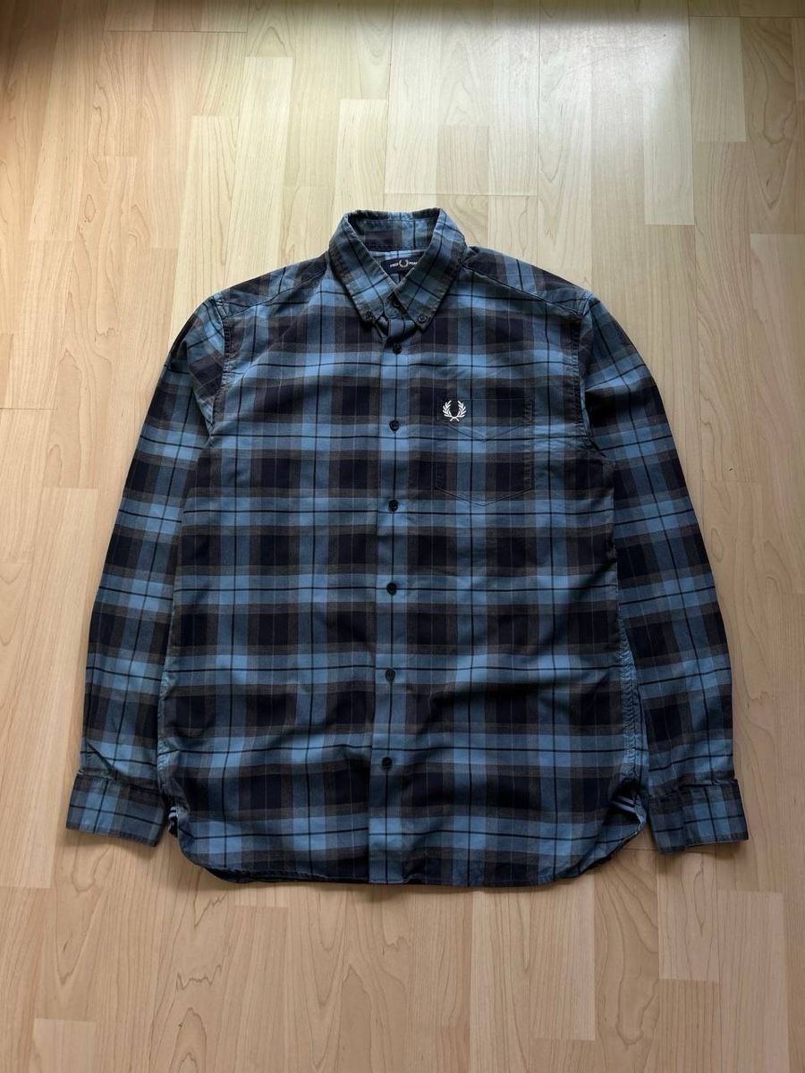 Fred Perry Camicie: Fred Perry Bold Tartan Button-Down Shirt – Nuovo (secondo la descrizione) da Bern venduto da Skandez