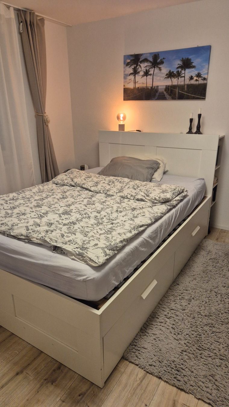 Ikea Letti: Bettgestell IKEA Malm weiss mit Schubladen – Usato da Oftringen venduto da ram_2vhx