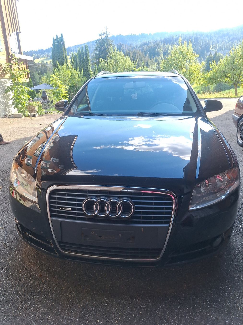 Audi Automobili: Audi A4 Avant für Teile oder Reparatur – Difettoso da Unteriberg venduto da lyd_bl7p