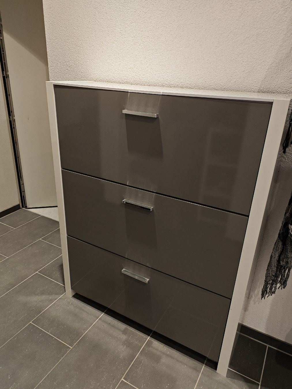 Guardaroba: Schuhschrank – Difettoso da Bendern venduto da PetraN01