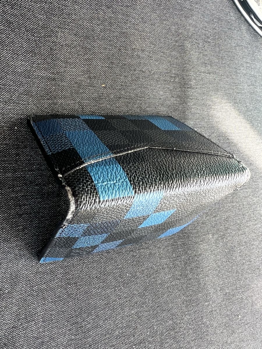 Louis Vuitton Portafogli: Louis Vuitton Card holder – Usato da Höri venduto da Ami.16 3