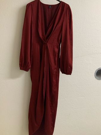 Kleid SHEIN Wickeloptik Weinrot Grösse L 40/42 NEU