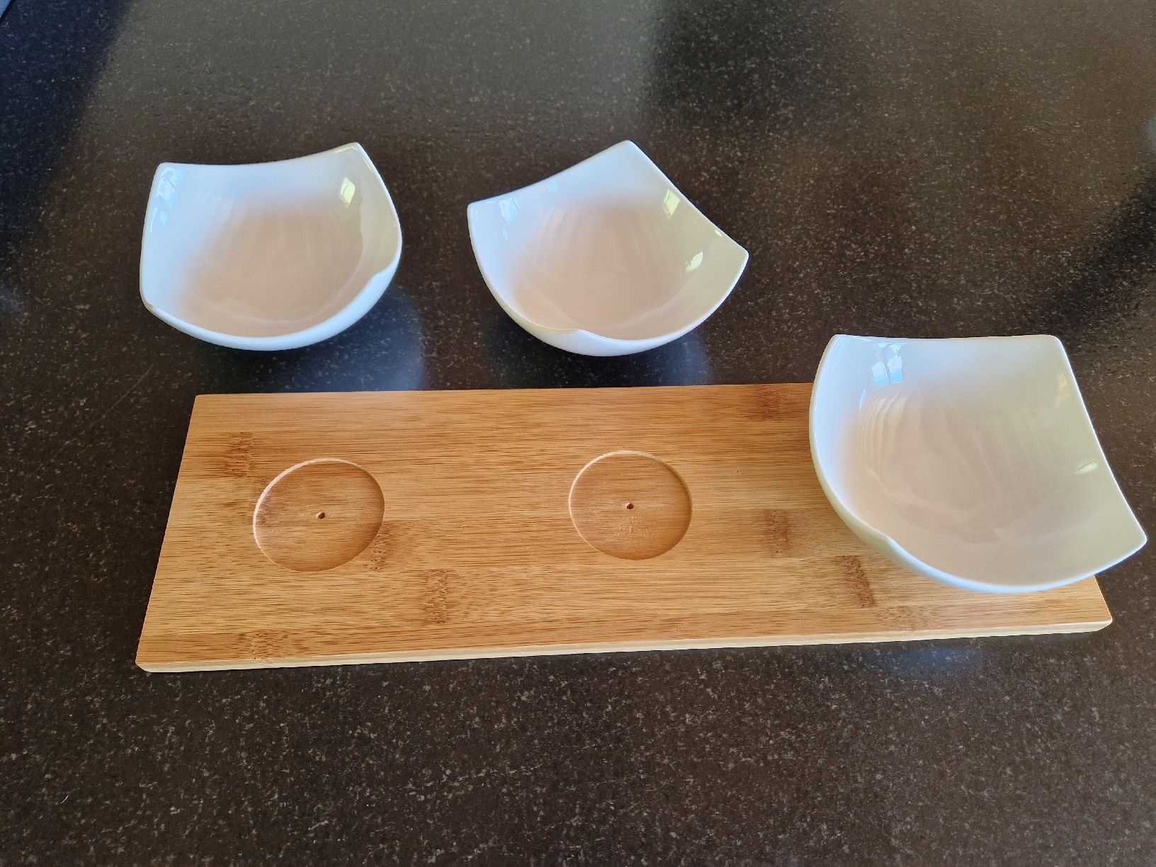 Piatti di portata: Set planche apéro neuf – Nuovo e nell'imballaggio originale da Vuadens venduto da adrien8