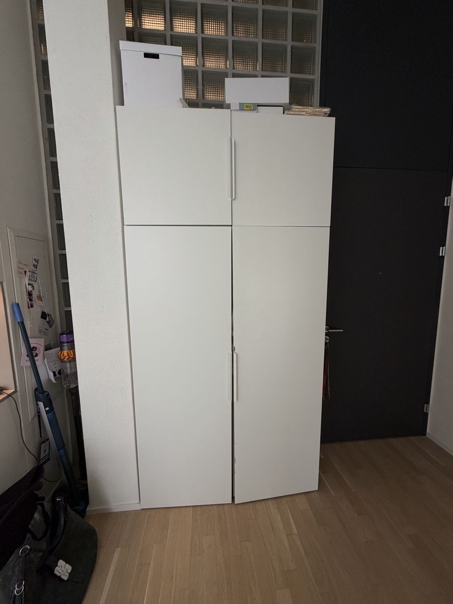 Ikea Guardaroba: IKEA Schuh-/ Jacken Schrank – Usato da Zürich venduto da kyra.a.w