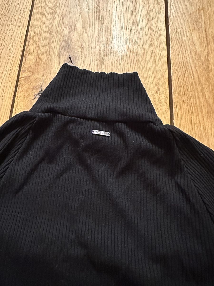 Guess Top: Langarmshirt Guess XS – Nuovo (secondo la descrizione) da Oberwil-Lieli venduto da Claudine_1988 4